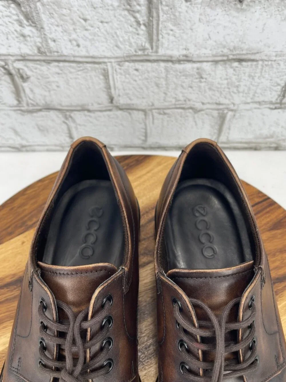 Ecco Newcastle Cap Toe Tie Oxford Mens 10/44 Brown Full Grain Leather Shoes